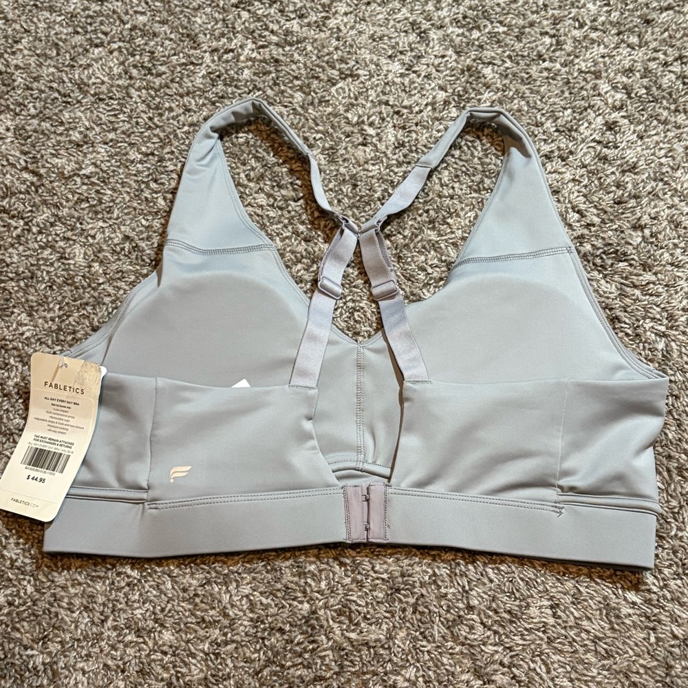 Fabletics Sports Bra NWT - Picture 3 of 5